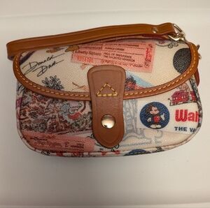 Dooney & Bourke 40th Anniversary Of Walter Disney World